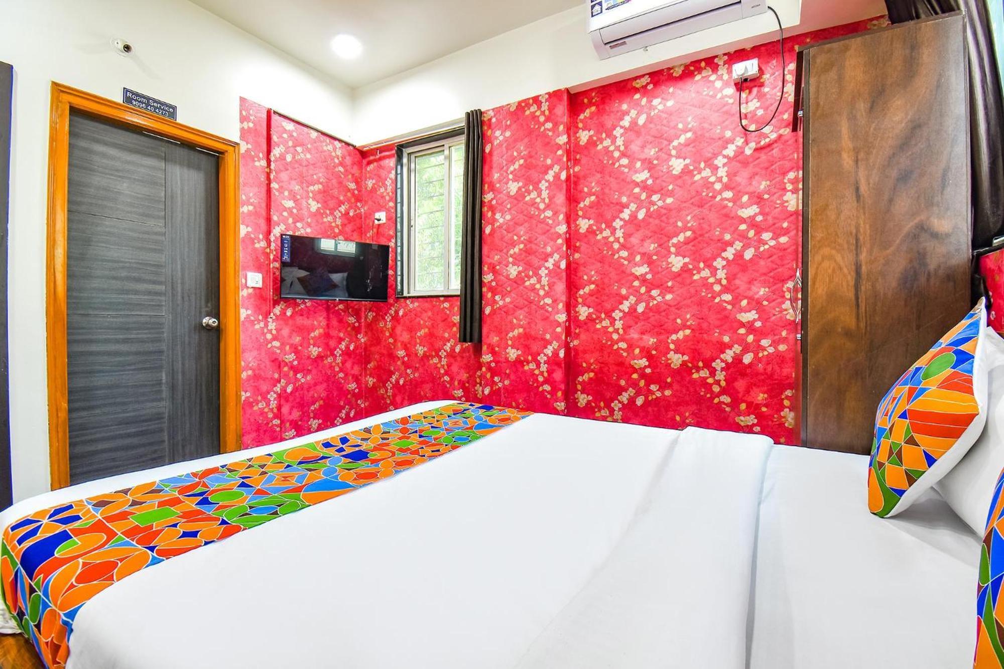 Fabhotel Skylight Studio Rooms - Nr Mcf Camp Púna Exteriér fotografie
